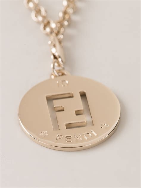 fendi neckalce.